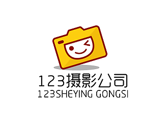 秦曉東的logo設計